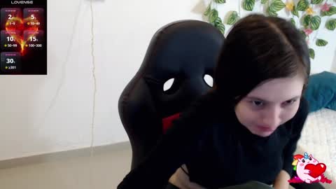 Tania  online show from December 23, 3:01 pm