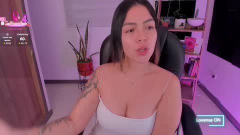 Tania Velvet online show from February 27, 9:36 pm