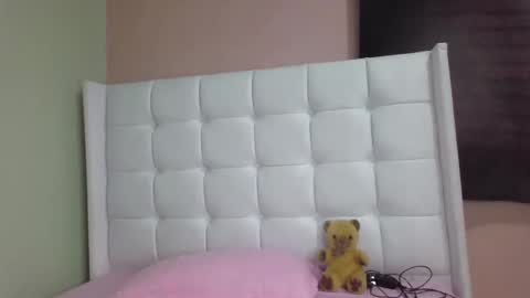 tania online show from December 23, 2:39 pm