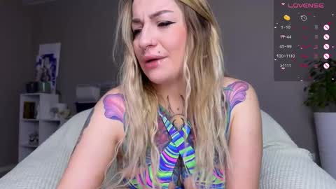 Tanya acid       online show from November 10, 5:13 am