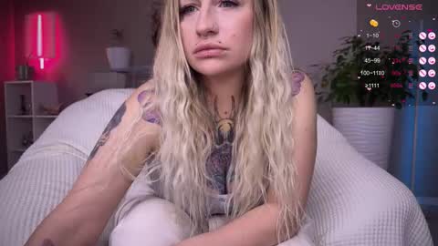 Tanya acid       online show from October 5, 10:20 am