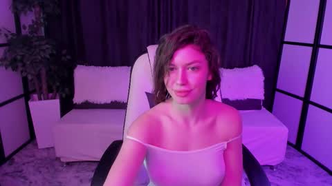 tanya_wellis online show from October 21, 10:41 am