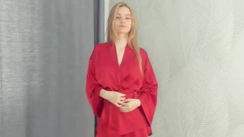 Naomi online show from September 18, 8:02 am