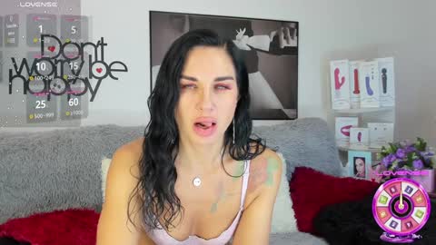 Tara  online show from December 8, 1:24 am