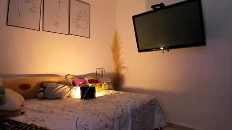 Dani independent model  online show from November 30, 8:13 pm