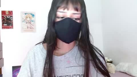 xemy Please help me to reach 1000 thumbs up online show from January 23, 12:25 am