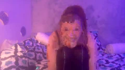 tara lynn online show from January 19, 9:01 am