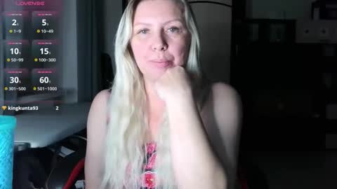 Tasha  Moon online show from October 22, 4:45 pm