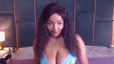 Tasha online show from November 3, 3:05 pm