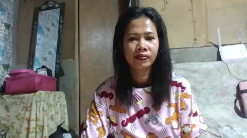 tasty_olive online show from March 6, 11:31 pm