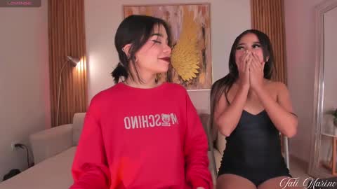 Snapshot of tati_marino chatting on February 23, 2:39 pm tati_marino online show from February 23, 2:39 pm