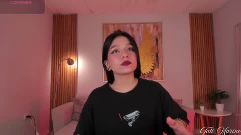 Snapshot of tati_marino chatting on December 10, 7:43 pm tati_marino online show from December 10, 7:43 pm