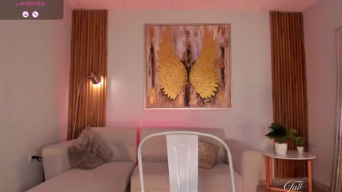 Snapshot of tati_marino chatting on February 27, 7:47 pm tati_marino online show from February 27, 7:47 pm