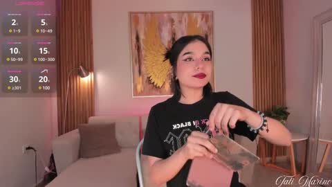 Snapshot of tati_marino chatting on February 10, 8:42 pm tati_marino online show from February 10, 8:42 pm