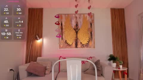 Snapshot of tati_marino chatting on February 15, 7:50 pm tati_marino online show from February 15, 7:50 pm
