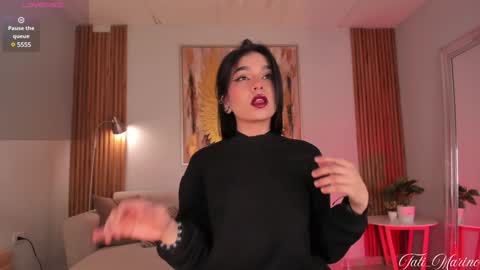 Snapshot of tati_marino chatting on January 21, 7:39 pm tati_marino online show from January 21, 7:39 pm
