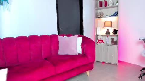 Snapshot of tatiana_mendoza chatting on October 29, 5:37 pm tatiana_mendoza online show from October 29, 5:37 pm