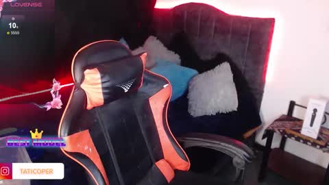 Snapshot of tatiana_oficial chatting on October 5, 6:18 am Tatiana NEW ACCOUNT online show from October 5, 6:18 am