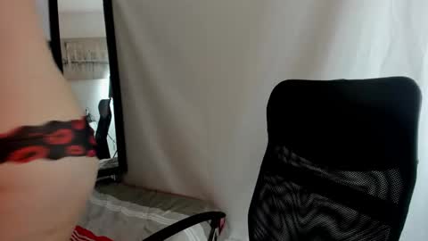 tatiana_sofiaa online show from January 6, 5:38 pm