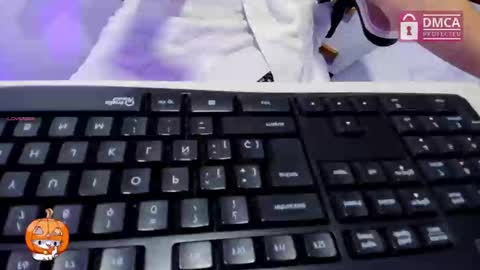 Snapshot of tatiana_vegha chatting on October 27, 12:33 pm i am tatiana online show from October 27, 12:33 pm