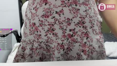 Snapshot of tatiana_vegha chatting on February 26, 12:38 pm i am tatiana online show from February 26, 12:38 pm