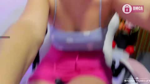 Snapshot of tatiana_vegha chatting on February 13, 12:32 pm i am tatiana online show from February 13, 12:32 pm