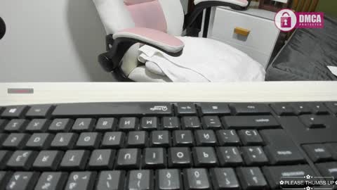 Snapshot of tatiana_vegha chatting on January 16, 12:20 pm i am tatiana online show from January 16, 12:20 pm