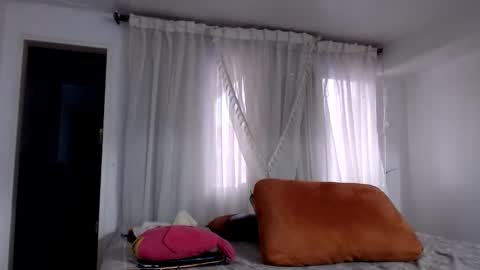 tatiana giraldo online show from January 27, 10:49 pm