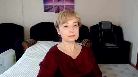 Snapshot of tattease chatting on October 25, 12:24 pm Tattease online show from October 25, 12:24 pm