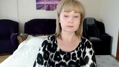 Snapshot of tattease chatting on September 28, 11:04 am Tattease online show from September 28, 11:04 am