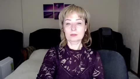 Snapshot of tattease chatting on October 6, 3:01 am Tattease online show from October 6, 3:01 am