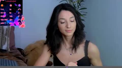 Snapshot of tayakayan chatting on December 11, 3:02 am TayaKayan online show from December 11, 3:02 am