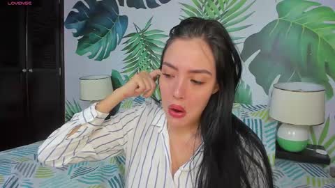 Taylor Sweet online show from October 6, 8:02 pm