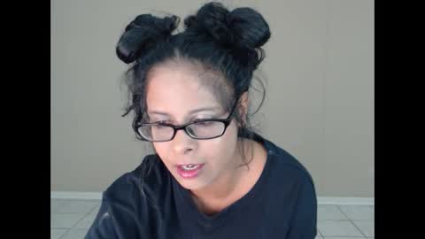 Snapshot of taylorlove696 chatting on January 27, 9:33 pm taylorlove696 online show from January 27, 9:33 pm