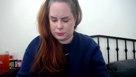 Taylor Michaels online show from April 29, 1:31 am