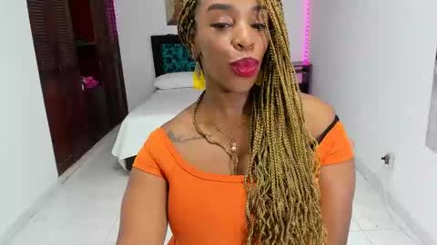 Snapshot of taylorslims chatting on January 29, 12:02 pm taylorslims online show from January 29, 12:02 pm