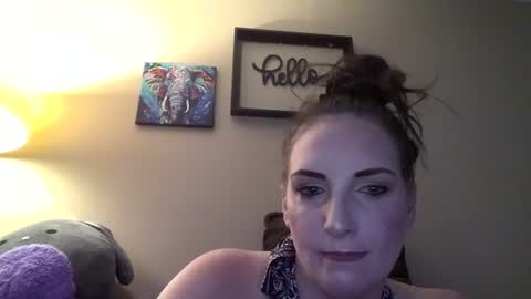 Taylor Sunshine online show from July 16, 8:02 pm