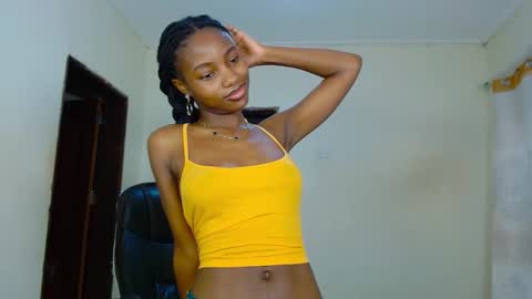 queen online show from October 12, 12:07 pm