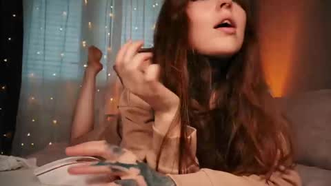 Snapshot of technoelf chatting on October 19, 1:02 pm Mary X TechnoElfff INST fansly kissmary online show from October 19, 1:02 pm