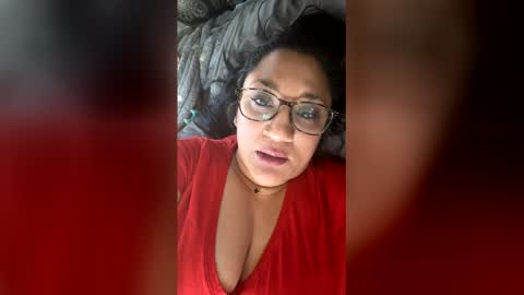 tee1luv online show from March 24, 12:49 am