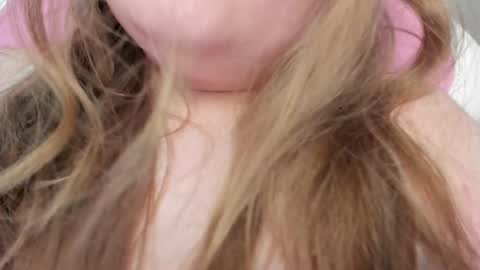 Snapshot of teeencutee chatting on January 31, 5:30 am Monika --------------2 stream 700 GMT day online show from January 31, 5:30 am