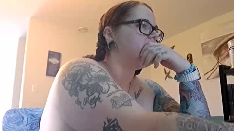 Tee LSD online show from September 15, 2:36 pm