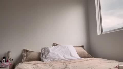 Amy No penetration Virgiin giirl online show from October 6, 2:56 pm