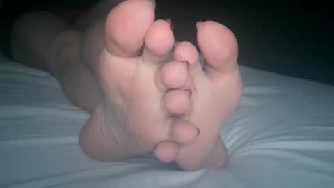 Viv West online show from November 19, 3:39 am