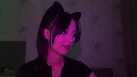 temptingvision online show from November 27, 7:50 pm