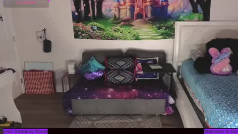 Gaia online show from December 4, 5:16 am