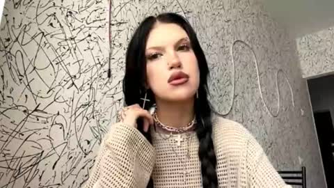 Hi Im Vini  online show from October 22, 8:30 am