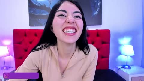 Snapshot of teresa_moon chatting on January 27, 7:46 pm TERESA Give me a good rating if you enjoy my show online show from January 27, 7:46 pm