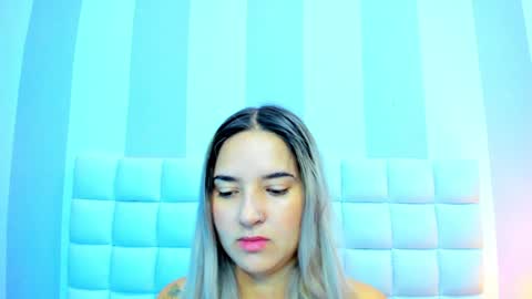 Teresa online show from December 3, 1:32 pm