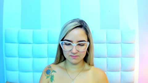 Snapshot of teresasroom_ chatting on September 25, 8:28 pm Teresa online show from September 25, 8:28 pm